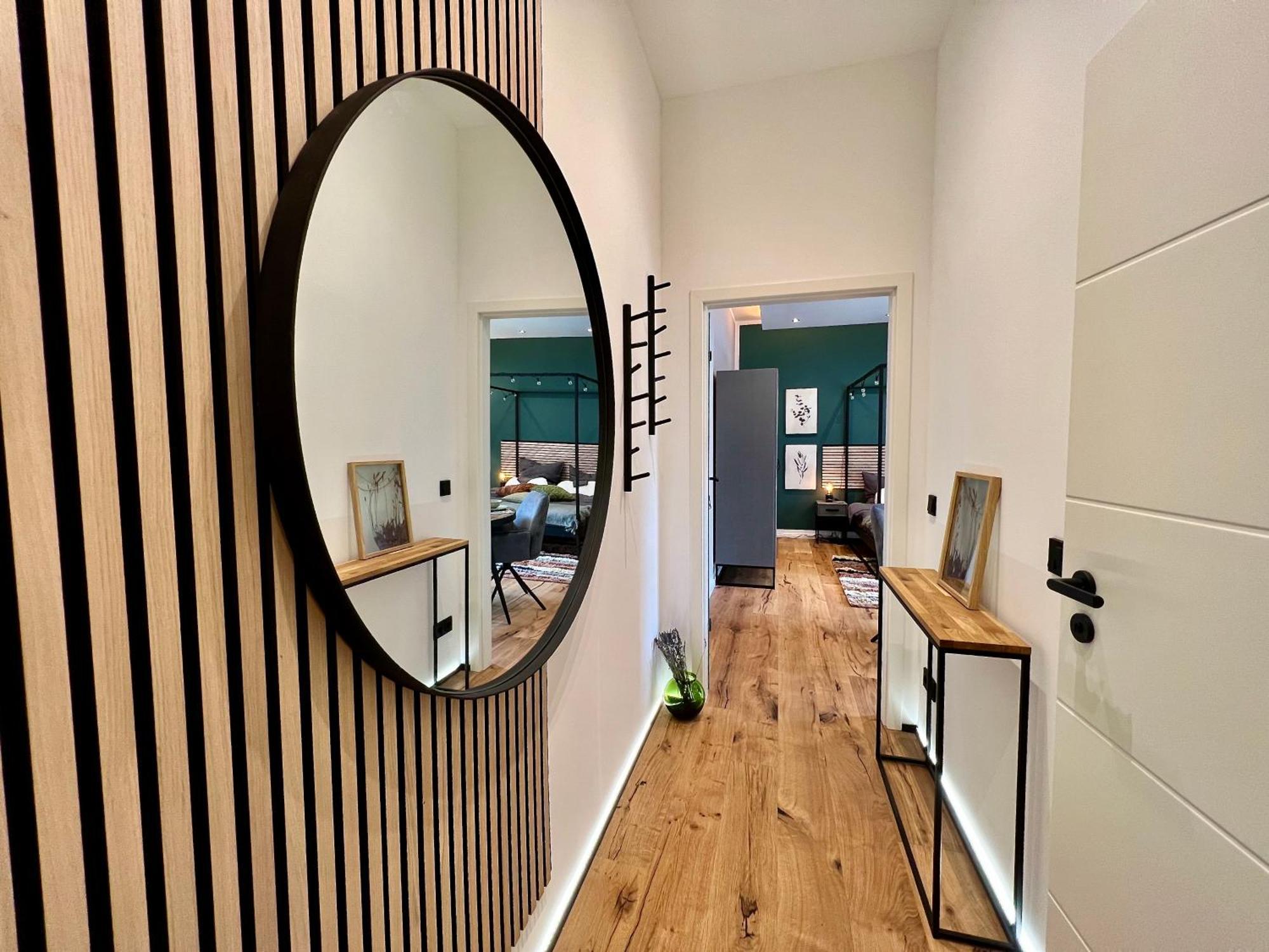 Edler Wohnraum Luxurioeses Studio Im Zentrum Mit Balkon, Kaffeevollautomat, Klima & Parkplatz 츠비카우 외부 사진