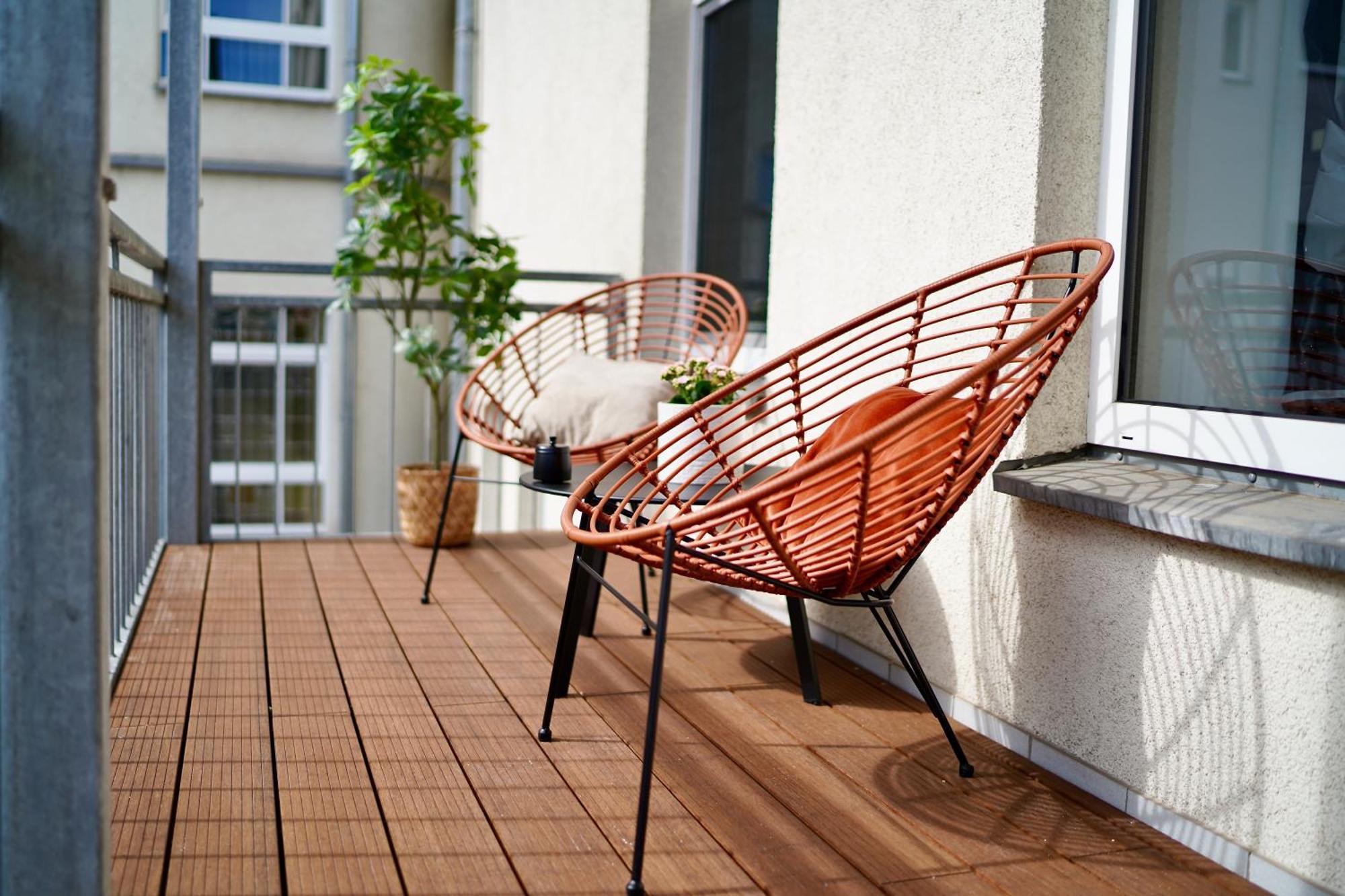 Edler Wohnraum Luxurioeses Studio Im Zentrum Mit Balkon, Kaffeevollautomat, Klima & Parkplatz 츠비카우 외부 사진